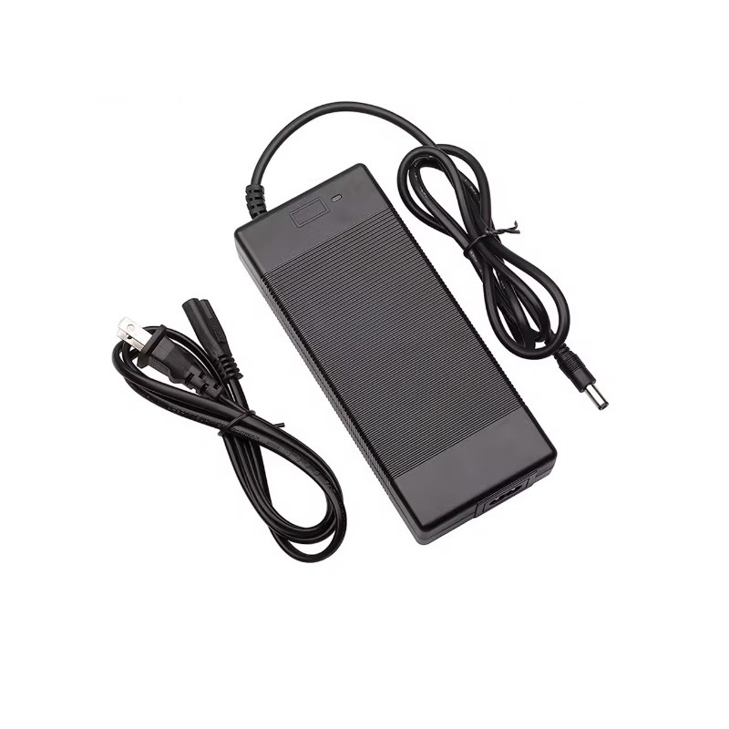 Laadija elektritoerattale Pure Air, Pure Air Pro, Pure Go ja Pure Electric sobiv toiteadapter  - 1  