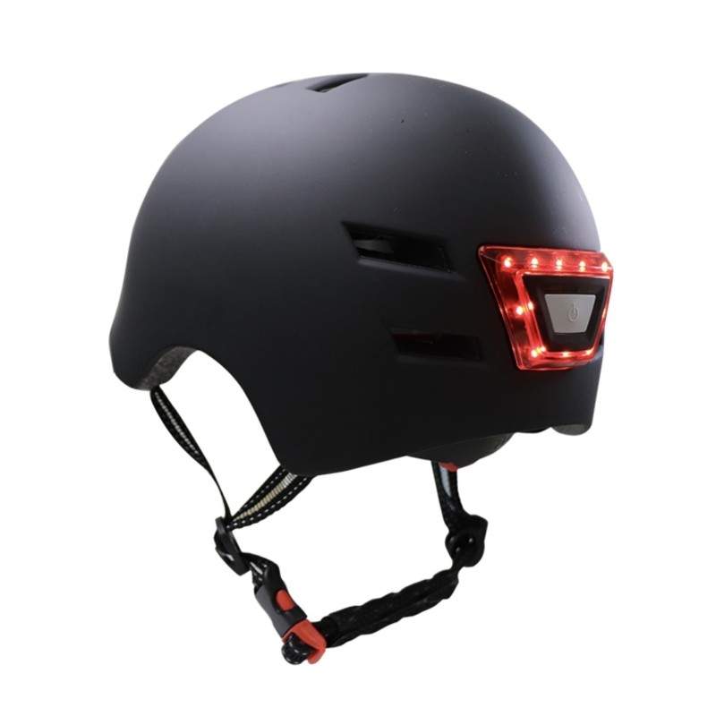 Capacete com luz frontal e traseira - bateria recarregável.  - 2 


 