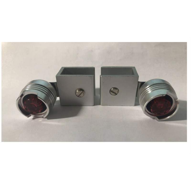 Sett med varsellys bak.  - 9 Sett med varsellys bak.
Installer et ekstra sett med varsellys bak
Sett med sidelys bak. Med dette 