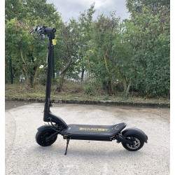 Sharkset RS1 - due motori da 1400 W - batteria da 20 Ah - autonomia da 50 a 70 km Sharkset - 3 Sharkset RS1 - due motori da 1400