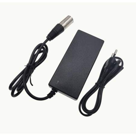 Nabíječka pro elektrickou koloběžku nebo kolo 54,6V 2A, 3A, 4A a 5A - 48V - XLR konektor  - 1 Vhodná pro 48V elektrické koloběžk