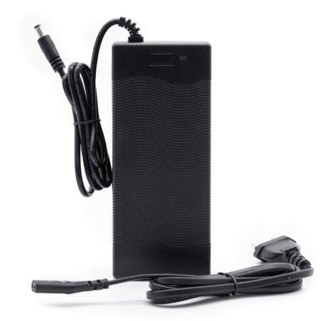 Ladegerät für Roller oder Elektrofahrrad 54,6 V 2 A – 48 V – 5,5-mm-Gleichstromanschluss  - 1 Ladegerät für Roller oder Elektrof